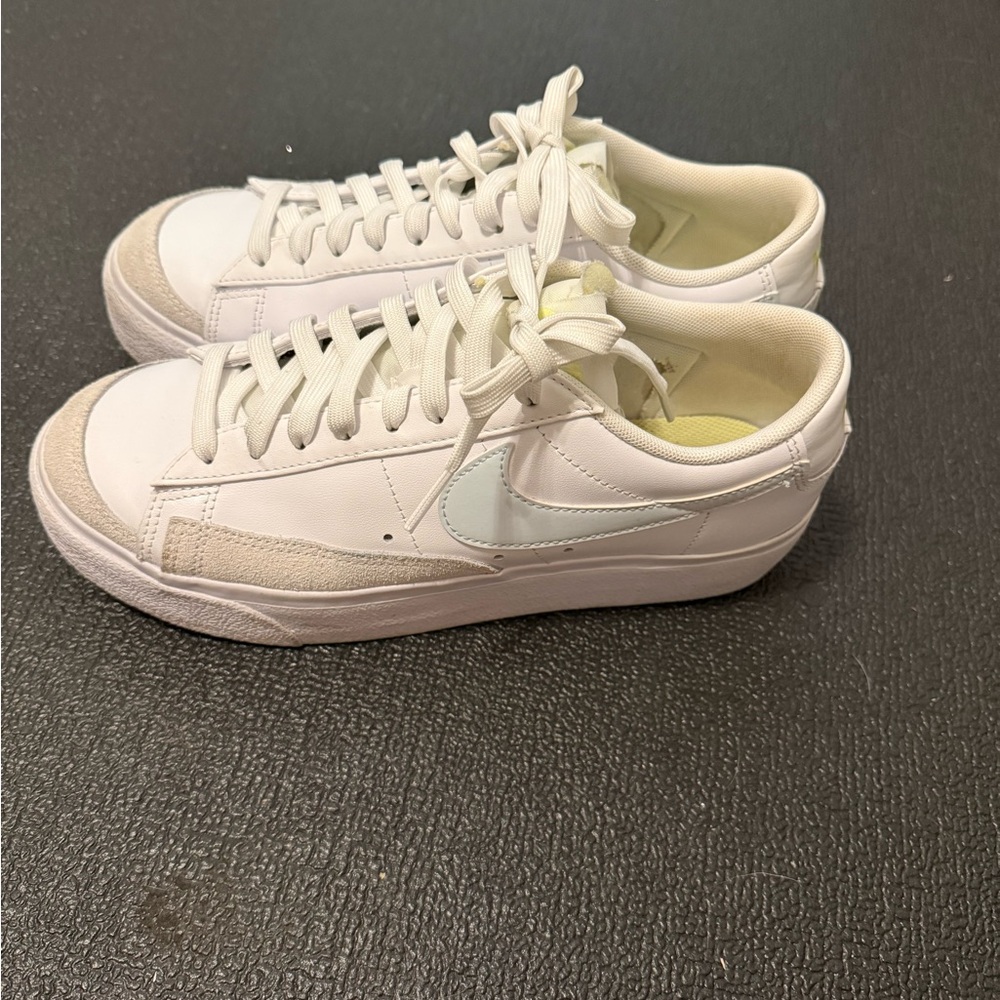 Nike Women's White and Cream Sneakers